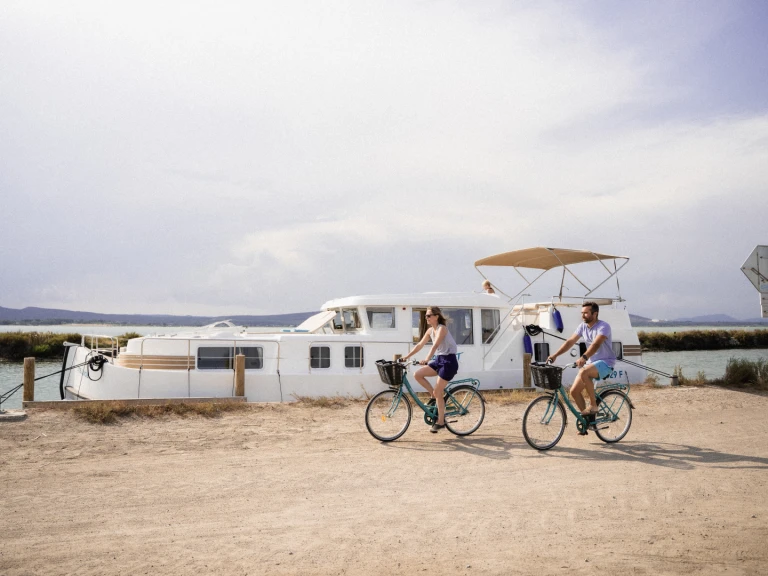 Location bateau Montesquieu-Lauragais pas cher Pénichette Neo 3