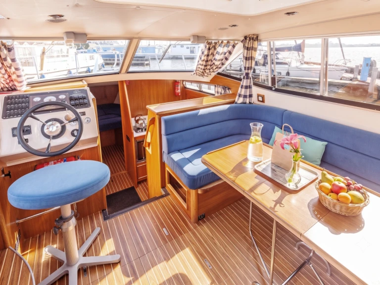 Location bateau Pénichette Europa E.500 à Nieuw-Loosdrecht sur Samboat