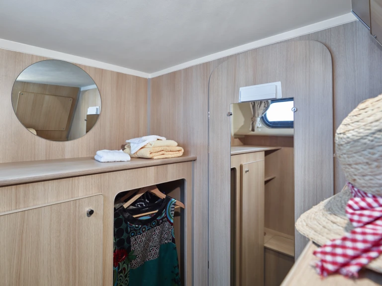 Location à Bellegarde - Nicols Yacht Nicols Estivale Sixto Prestige C sur SamBoat