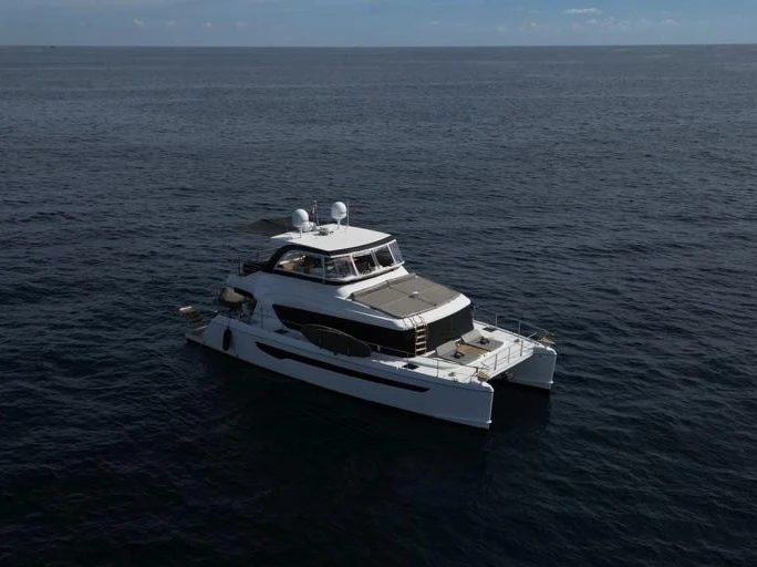 Location Yacht Iliad avec permis