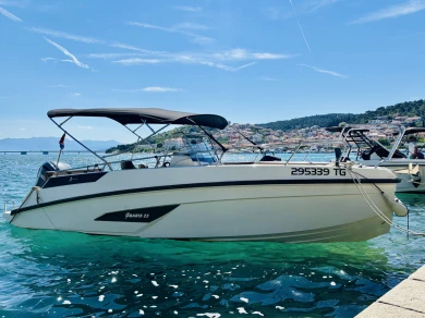 Yacht charter Trogir cheap Arrow Arabis 23