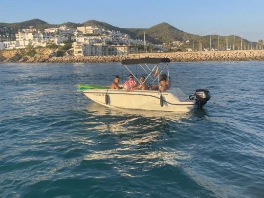 Louez un Quicksilver Quicksilver 470 XS à Sitges