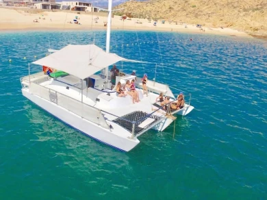 Catamaran to hire Cabo San Lucas at the best price