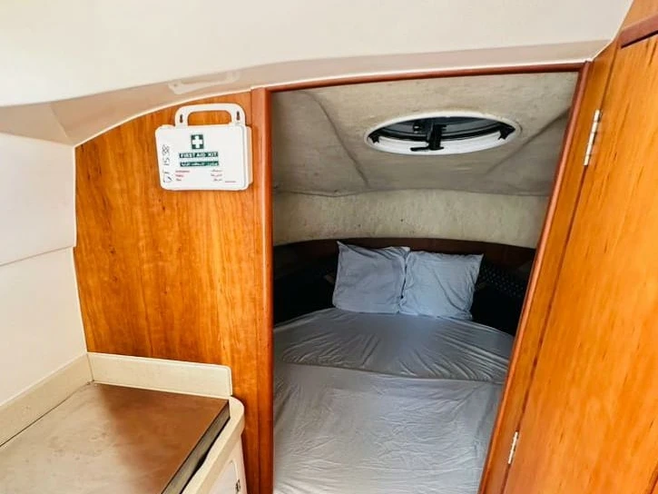 Location Bateau à moteur Custom Made avec permis