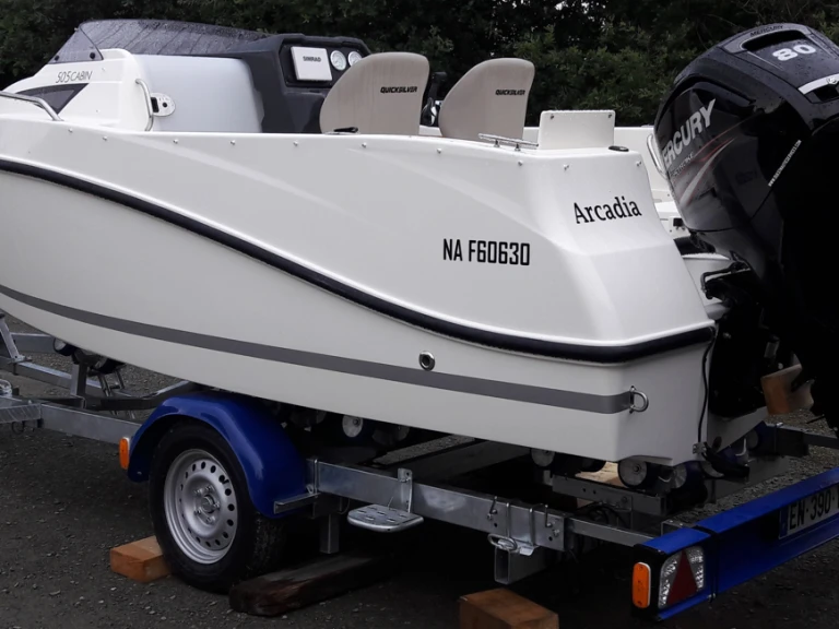 Location Bateau à moteur Quicksilver avec permis