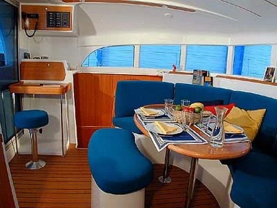 Louer Catamaran avec ou sans skipper Lagoon à Álimos