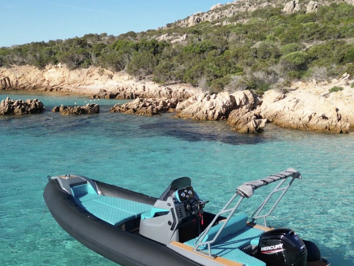 Location bateau 2bar 2Bar 68 à Cannigione sur Samboat