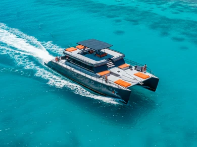 Alquiler Catamarán en La Romana - Custom Made custom