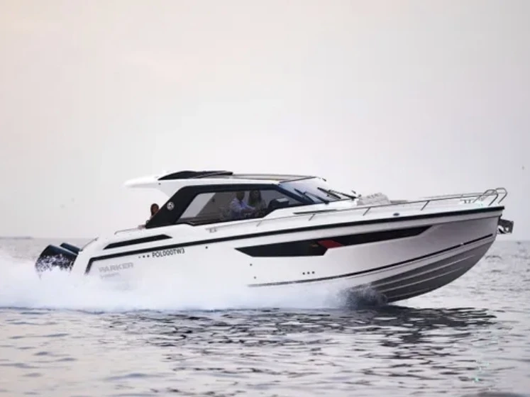 Location Bateau à moteur Parker avec permis