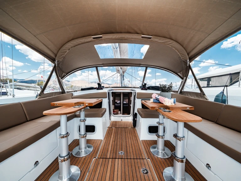 Location bateau Jeanneau Sun Odyssey 455 à Rhodes (Ville) sur Samboat