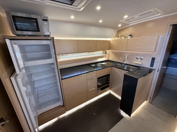 Location bateau Komolac pas cher Bavaria S45 HT
