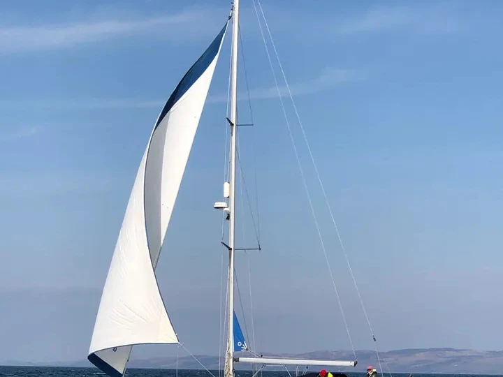 Bavaria 42ft a louer à Oban