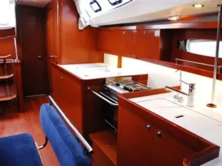 Location bateau Bénéteau Oceanis 46 Family à Oban sur Samboat