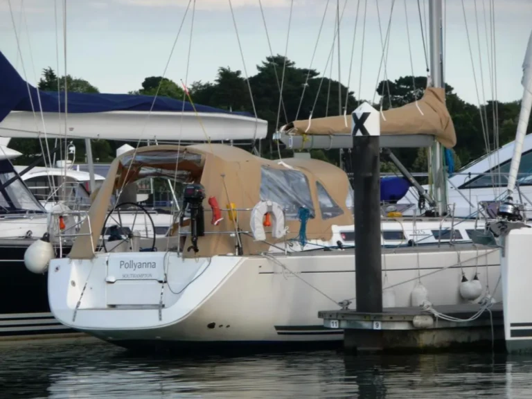 Location bateau Dufour Dufour 425 à Oban sur Samboat