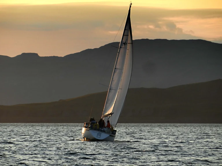 Location bateau Westerly Oceanranger à Oban sur Samboat