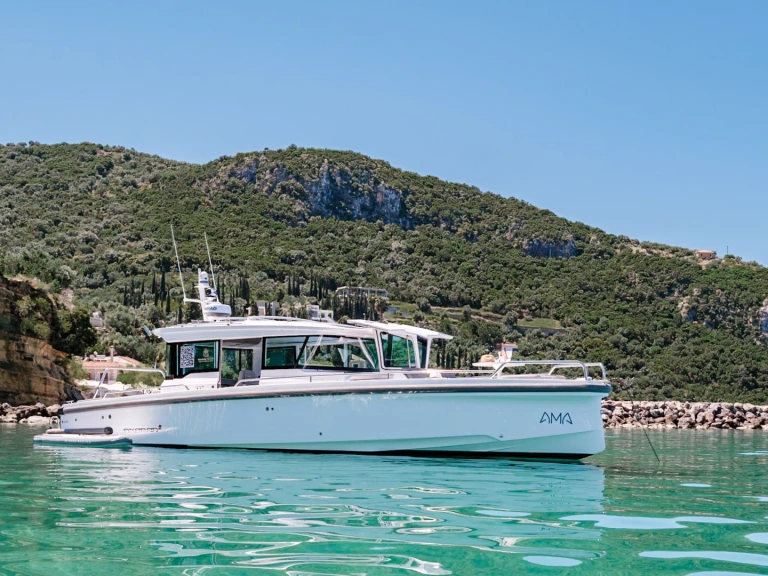 Location Bateau à moteur Axopar avec permis