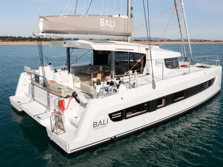 Catamaran à louer à Cogolin au meilleur prix