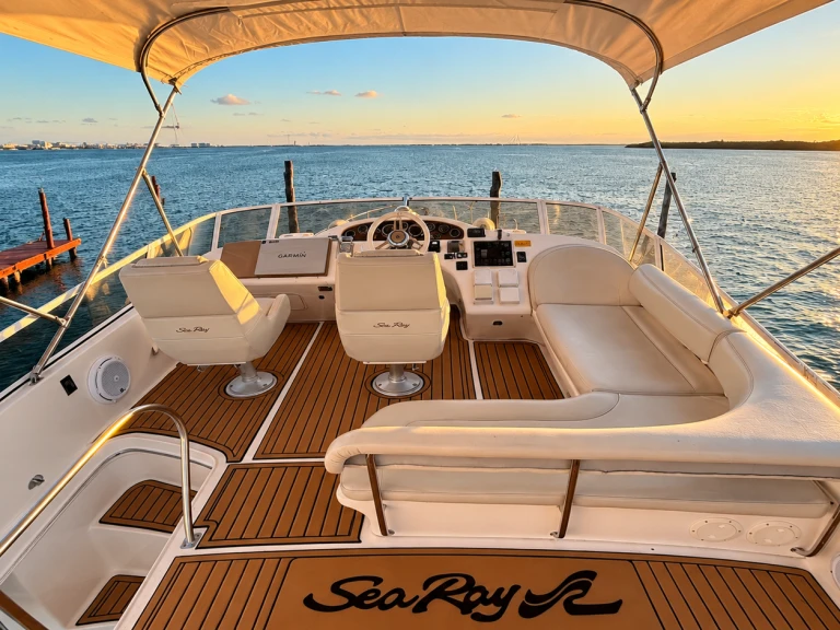 Bateau à moteur à louer à Cancún au meilleur prix