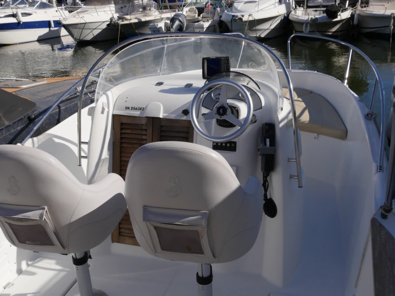 Location bateau Bénéteau Flyer 650 Open à Mandelieu-la-Napoule sur Samboat