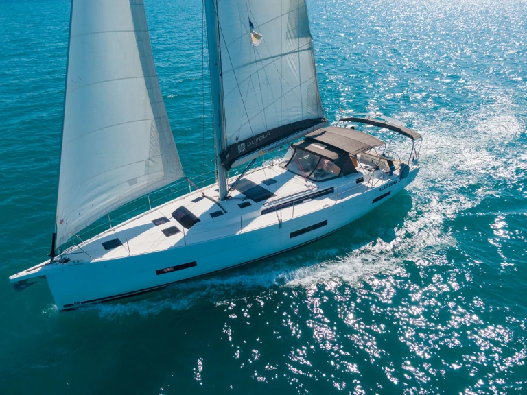 Louer Voilier avec ou sans skipper Dufour à Olbia