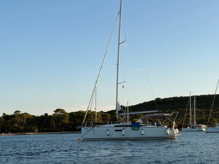 Location à Split - Jeanneau Sun Odyssey 349 sur SamBoat