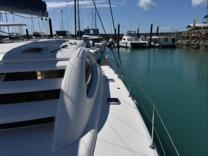 Louez un Leopard Catamarans / Robertson & Caine Leopard 46 - 4 cab. à Airlie Beach