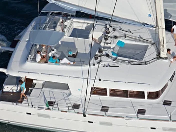 Louer Catamaran avec ou sans skipper Lagoon à Port de Hyères (St Pierre)