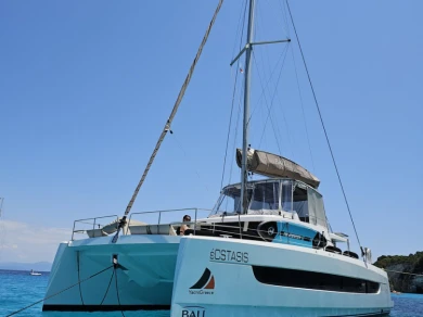 Bali Bali 4.6 charter bareboat or skippered in  Ligia