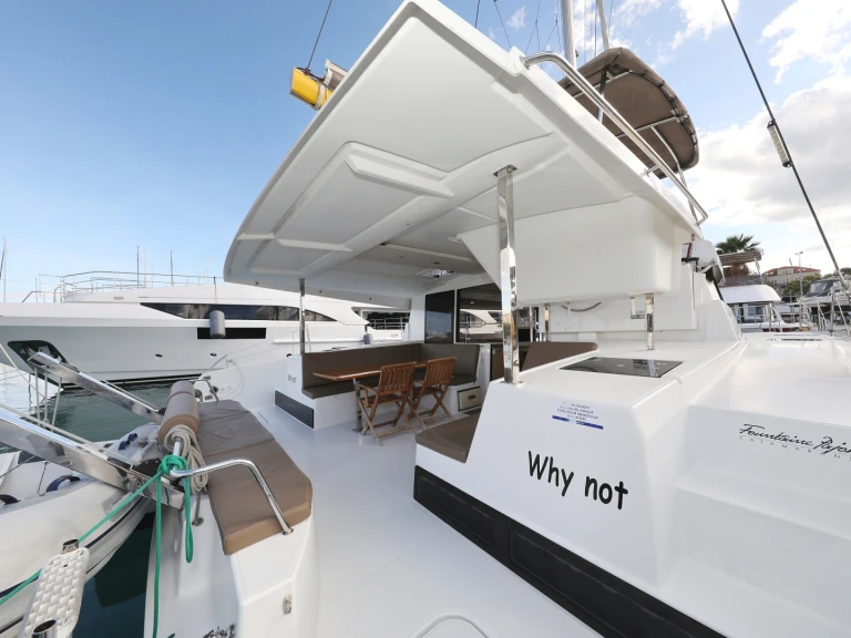 Location Catamaran Fountaine Pajot avec permis