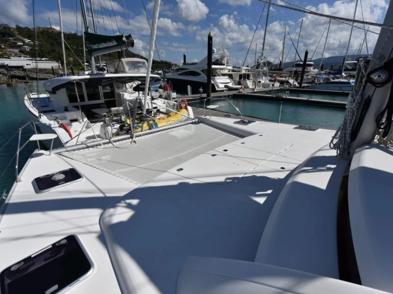Location bateau Leopard Catamarans / Robertson & Caine Leopard 46 - 4 cab. à Airlie Beach sur Samboat