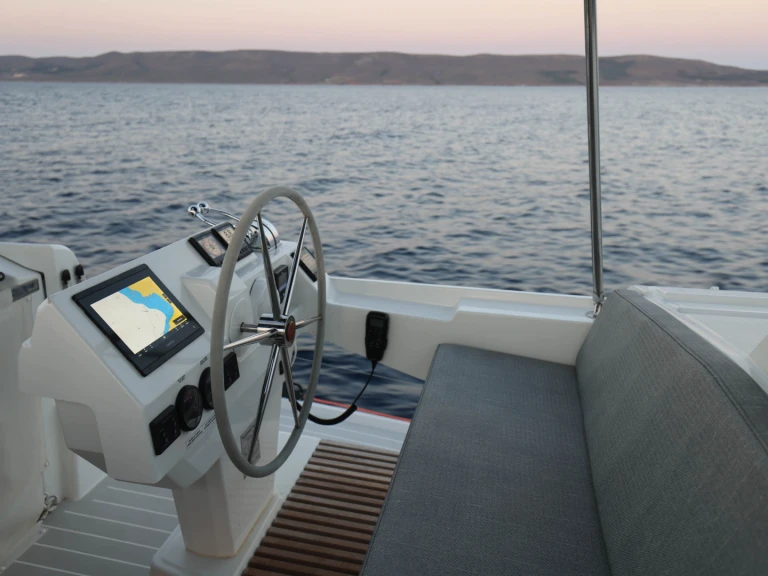 Location Catamaran à Sámi - Fountaine Pajot Fountaine Pajot 47 TANNA LUX (GEN,AC,WATERMAKER)