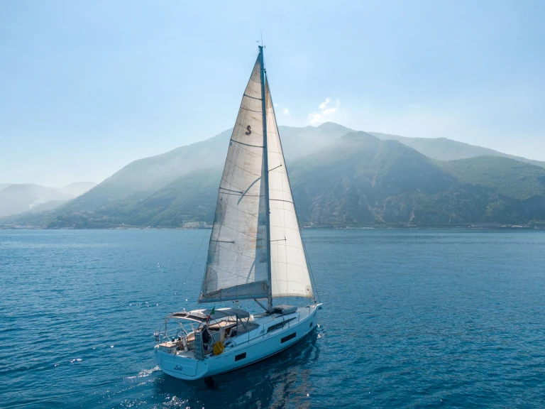 Location Voilier à Olbia - Bénéteau Oceanis 46.1