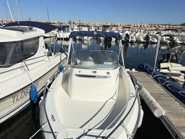 Location à France - B2 Marine Cap Ferret 550 sur SamBoat