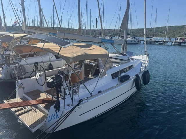 Location bateau Punat pas cher Dufour 350 Grand Large