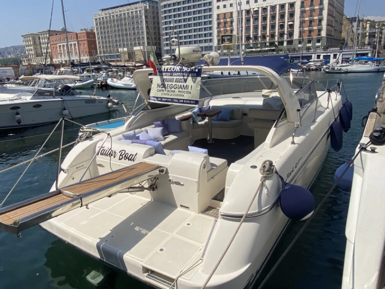 Location Bateau à moteur à Naples - Fiart Fiart 42 Genius