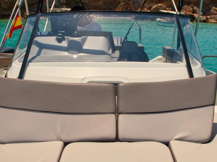Location bateau Sant Antoni de Portmany pas cher Cap Camarat 7.5 WA