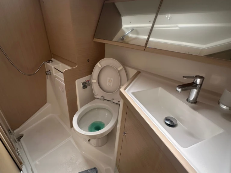 Location bateau Álimos pas cher Oceanis 40.1