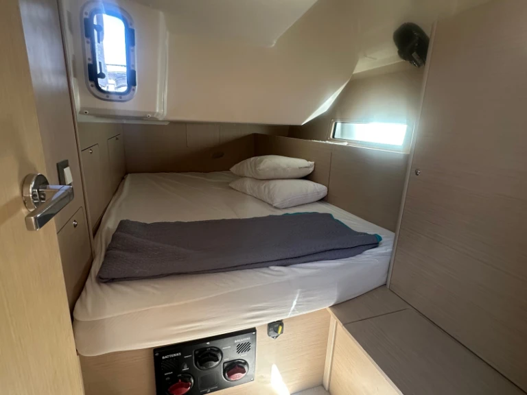Location bateau Bénéteau Oceanis 40.1 à Álimos sur Samboat