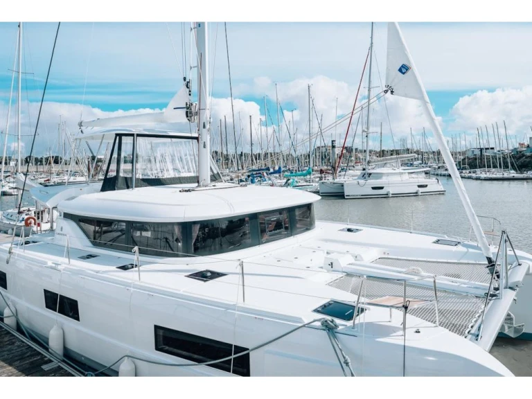 Location Catamaran à Le Marin - Lagoon Lagoon 46 Luxe A/C