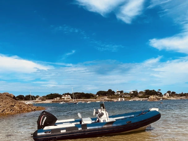 Semi-rigide à louer à Paimpol au meilleur prix