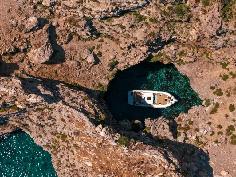 Louer Bateau à moteur avec ou sans skipper Faeton à Trapani