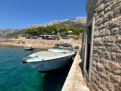 Bootverhuur Sea Ray Sea Ray 390 in Hvar via SamBoat