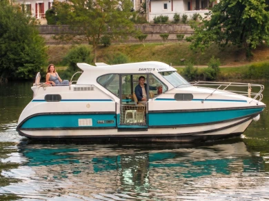 Location Bateau à moteur Nicols Yacht avec permis