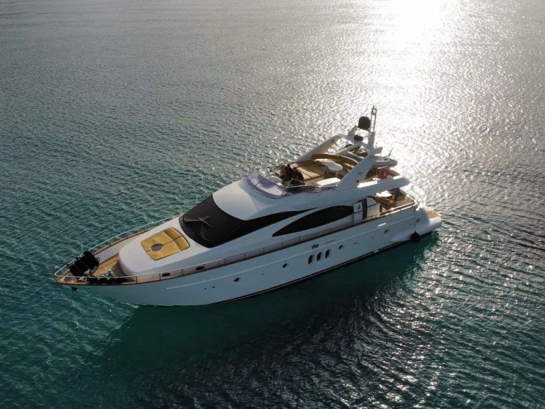 Location bateau Athènes pas cher ESTIA ZEUS