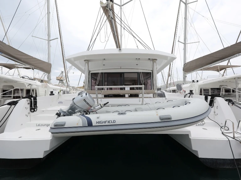 Catamaran à louer à Trogir au meilleur prix