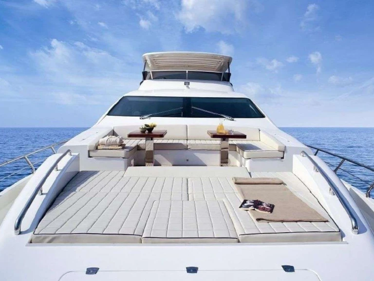 Location bateau Azimut LA FENICE à Corfou sur Samboat