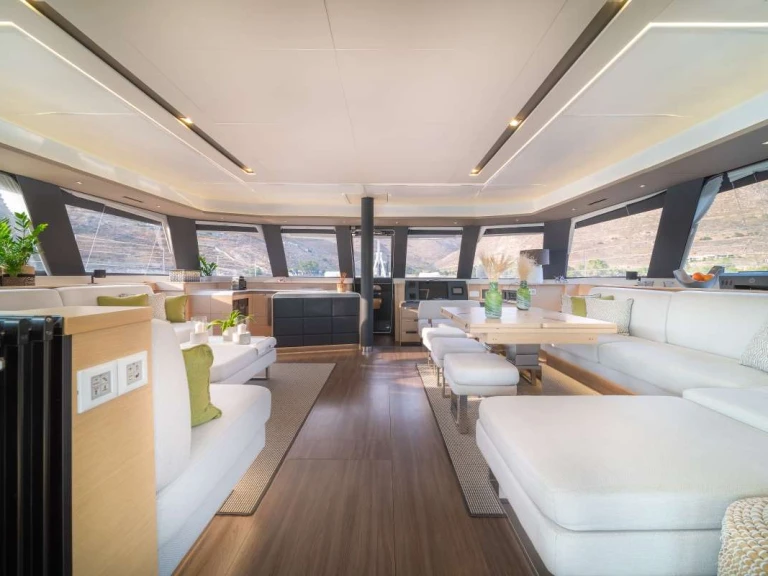 Yacht à louer à Athènes au meilleur prix