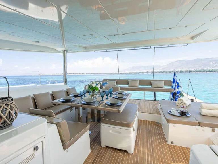 Location bateau Grèce pas cher ROYAL FLUSH