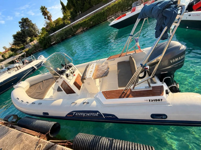 Location à Hyères - Master Master 699 sur SamBoat