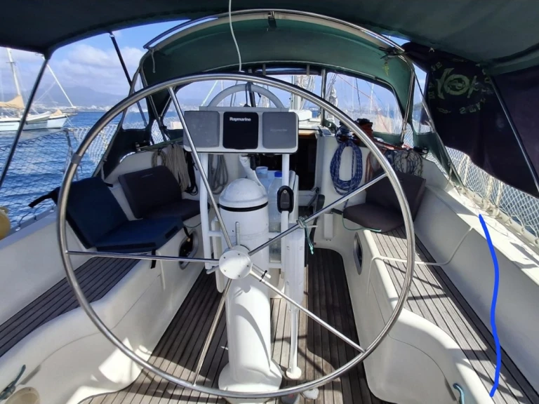Jeanneau Sun Odyssey 42.2 a louer à Le Marin